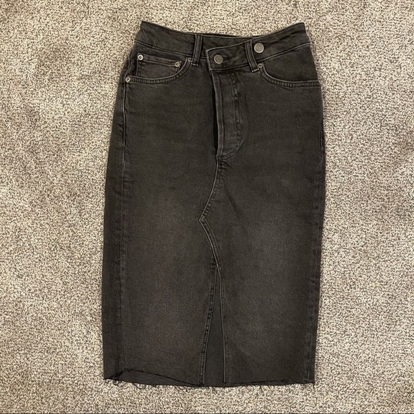 Boyish denim skirt - Picture 1 of 6